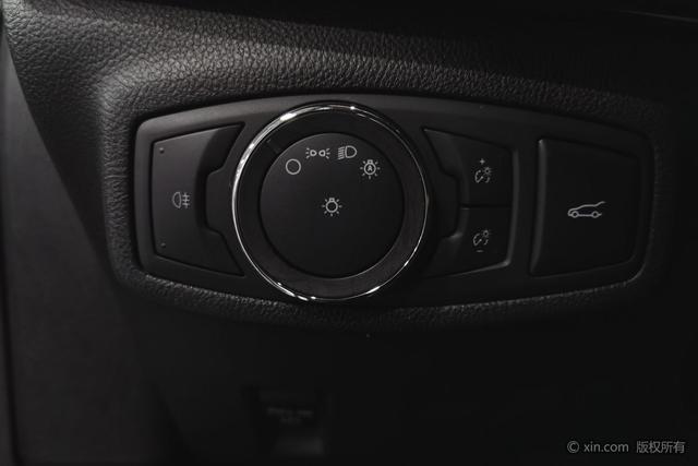 Lincoln MKC 2019 2.0 T 4 WD VI — фото 16