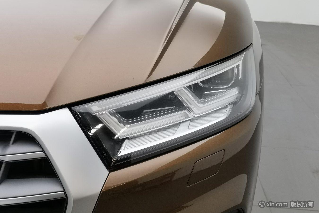 Audi Q5L 2018 40 TFSI Fashion V
