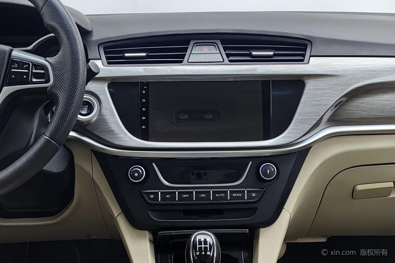 Geely Emgrand — фотографии объявления, Фото 17