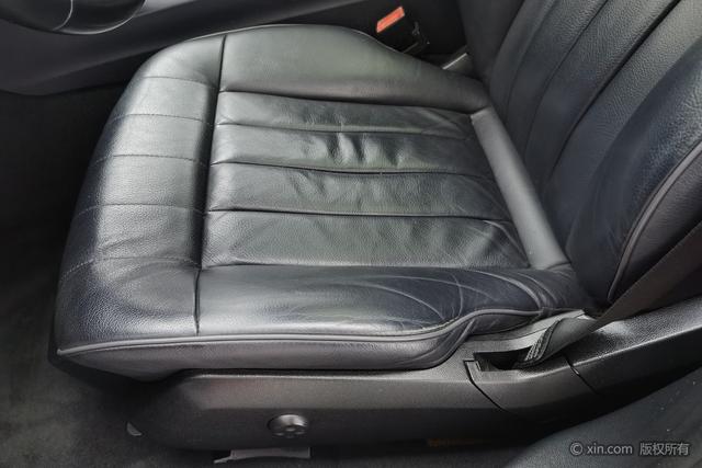 Mercedes-Benz E-Class 2015 E 260 L Luxury — фото 17
