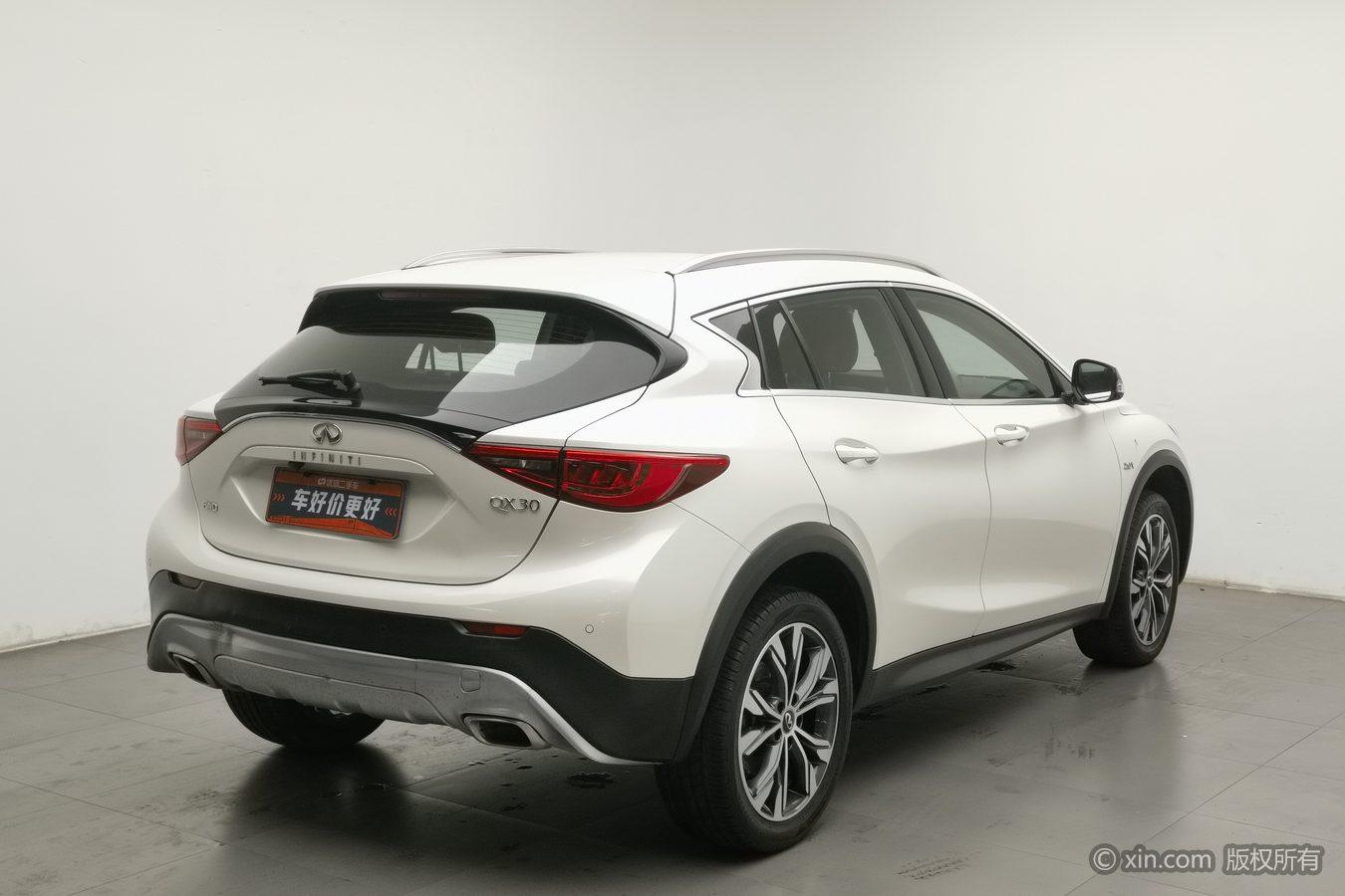 Infiniti QX30 2017 2.0T Sport