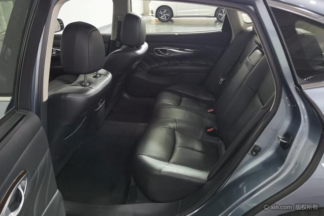 Infiniti Q70 2019 Q 70 L 2.0 T — фото 20