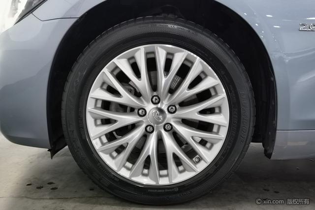 Infiniti Q70 2019 Q 70 L 2.0 T — фото 8