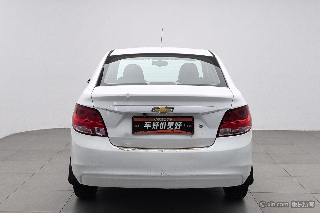 Chevrolet Sail 2015 3 1.5L MT