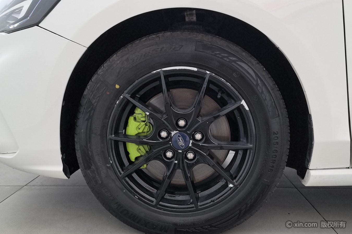 Ford Focus 2021 EcoBoost 180 AT