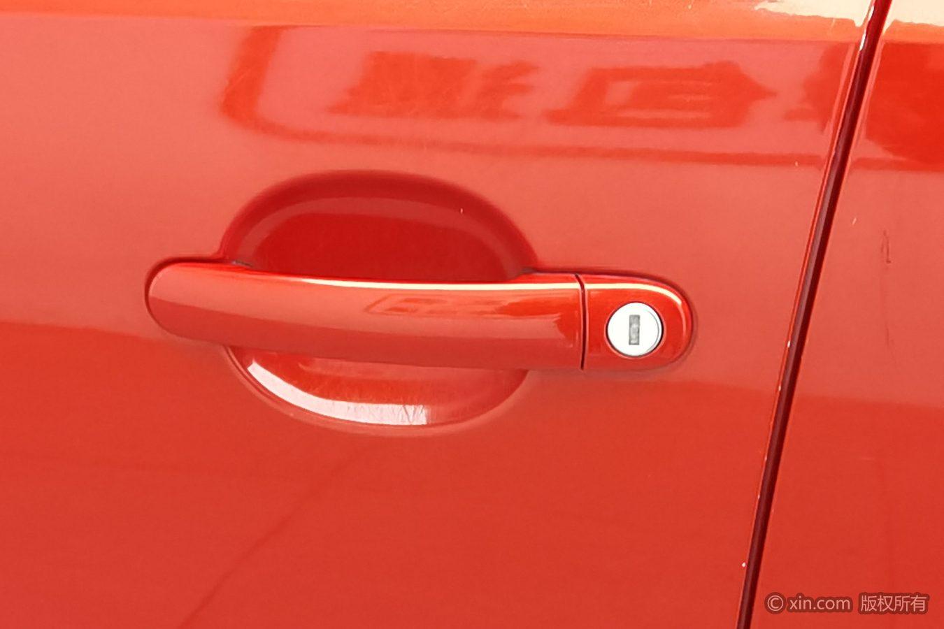 Volkswagen Polo 2011 1.4L AT