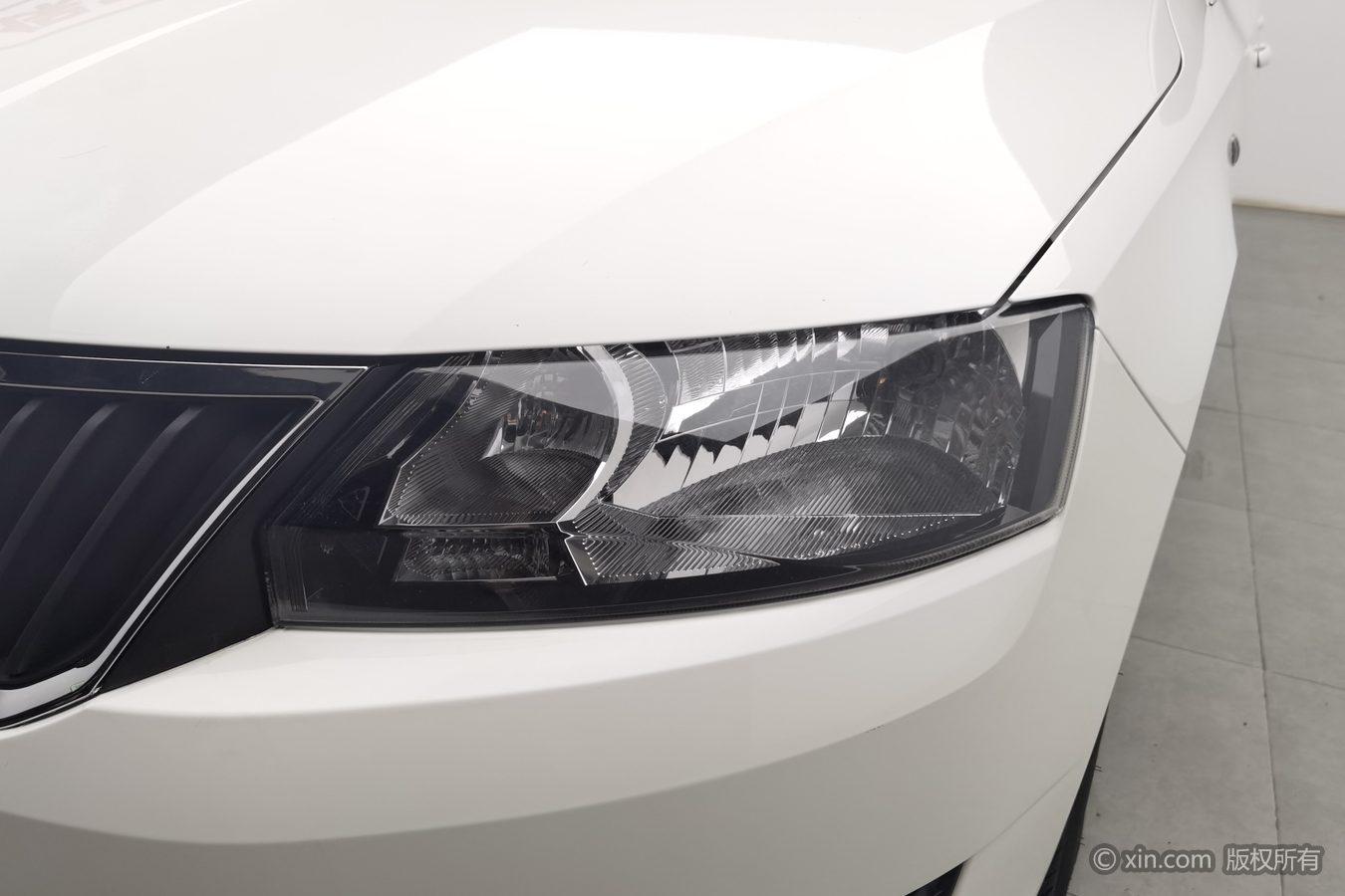 Skoda Rapid Spaceback 2016 1.6L AT
