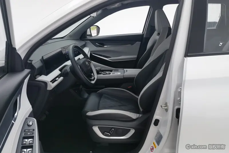 Changan CS75 PLUS — фото 12