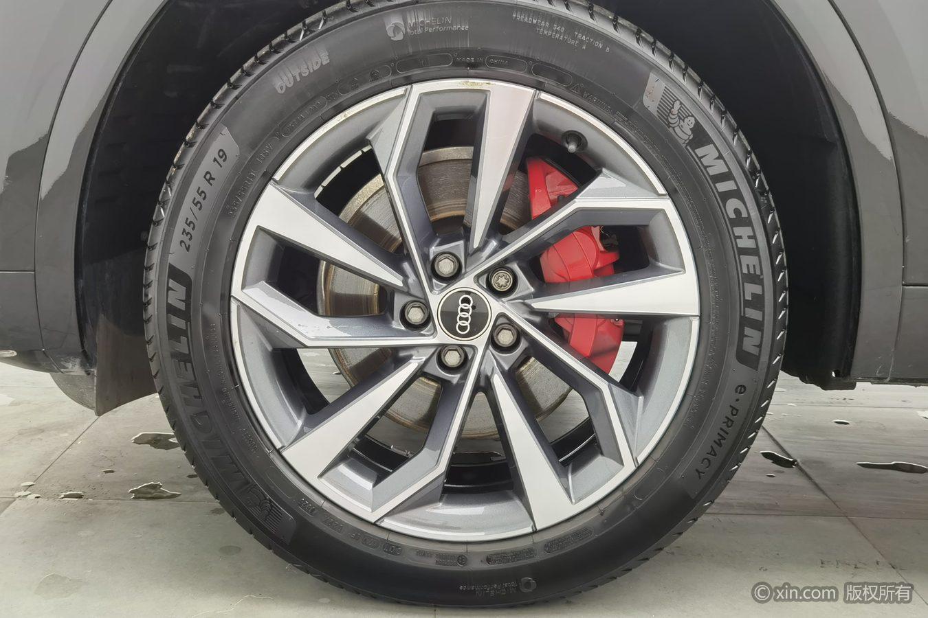Audi Q5L 2024 40TFSI Luxury