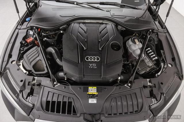 Audi A8 2022 A 8 L 50 TFSI quattro Comfort — фото 5