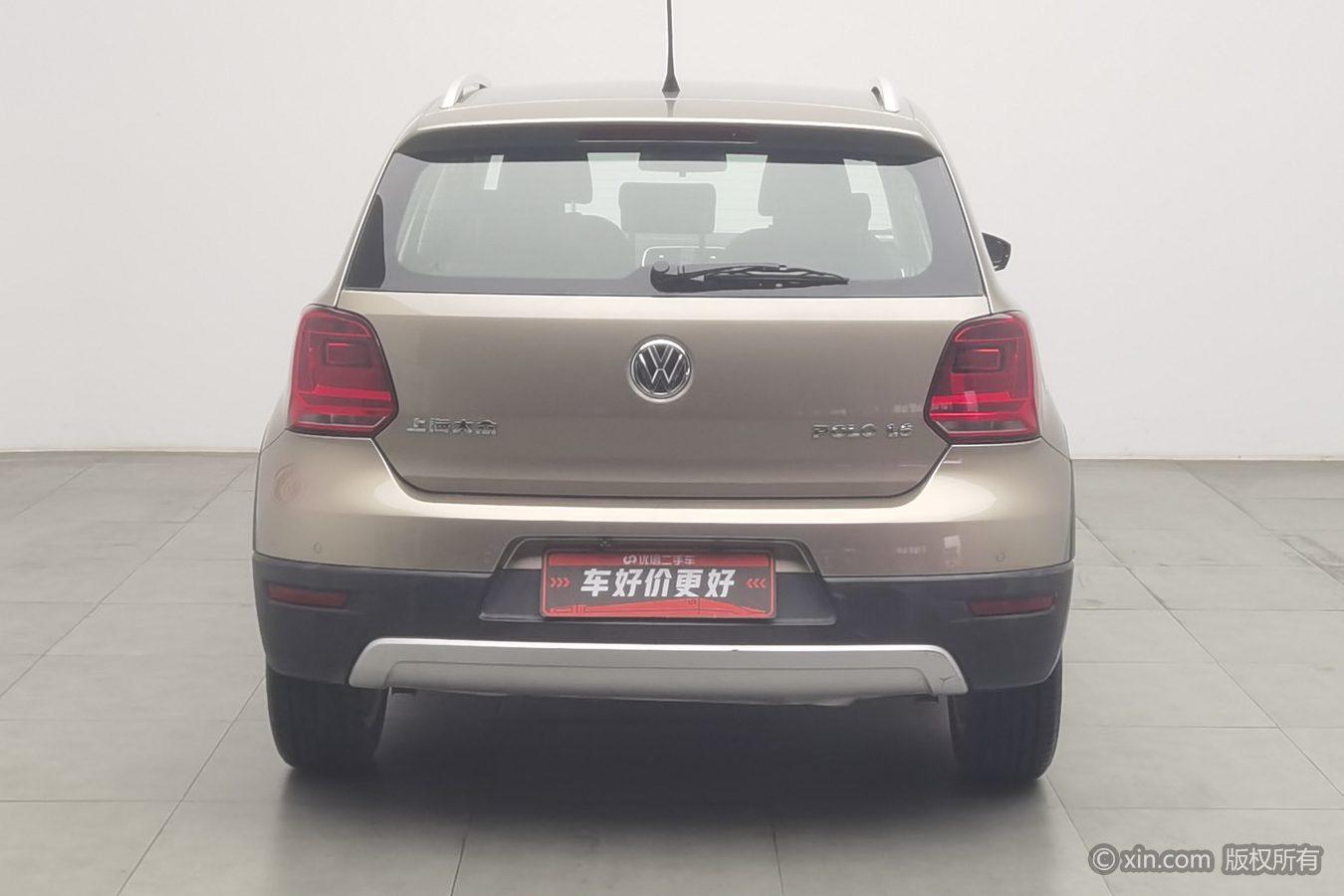 Volkswagen Polo 2014 1.6L Cross POLO AT