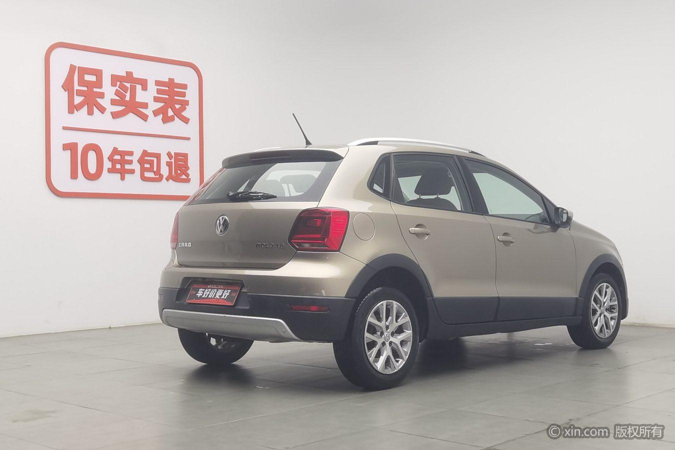 Volkswagen Polo 2014 1.6L Cross POLO AT