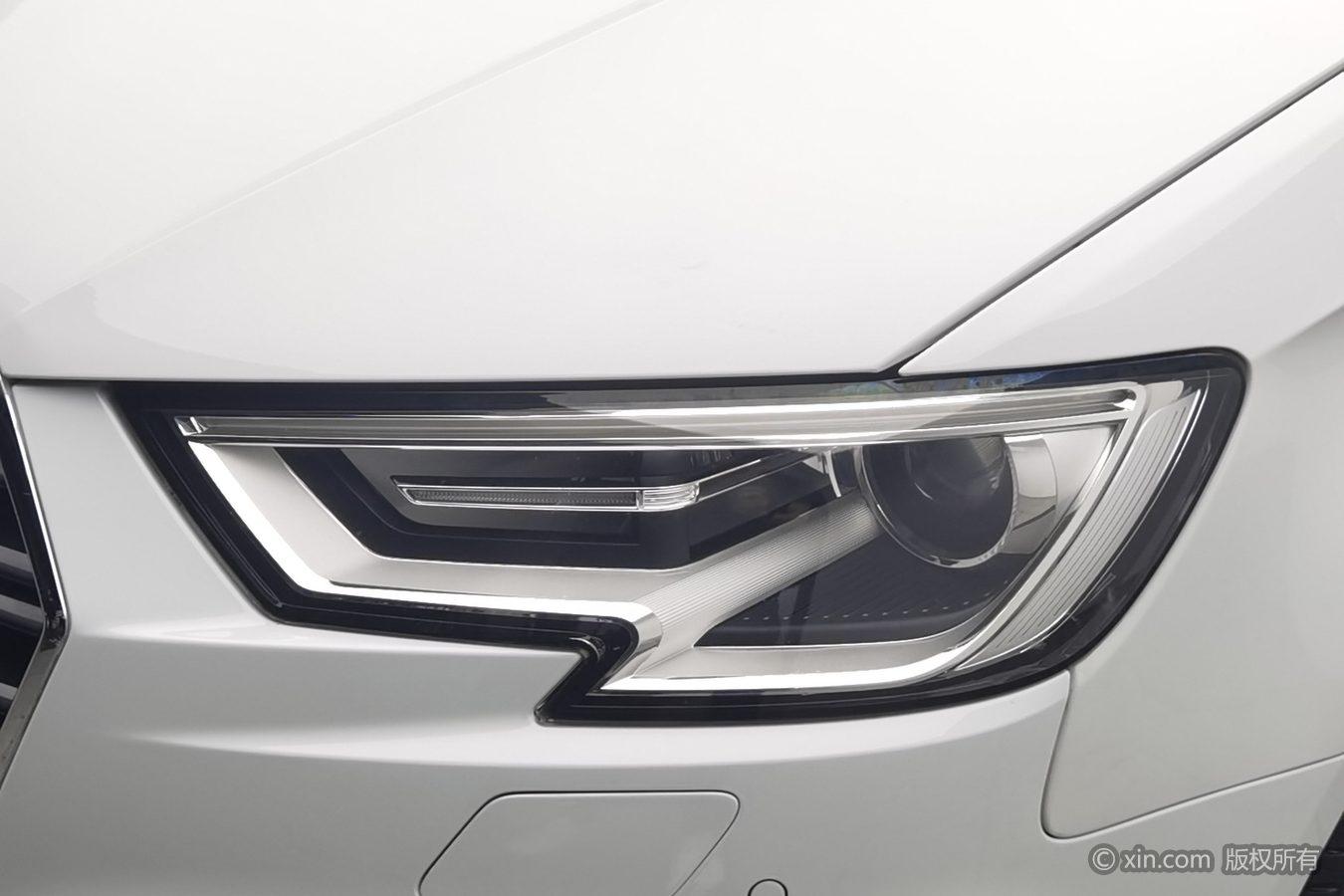 Audi A3 2018 30 Sportback 35 TFSI Fashion