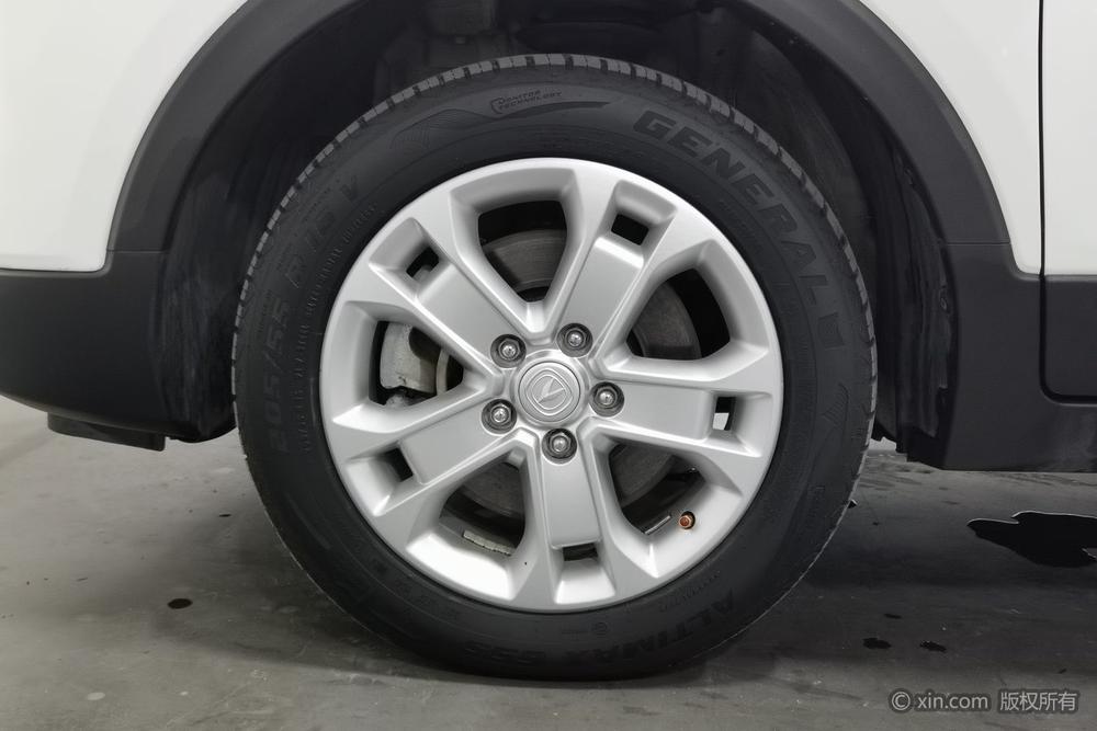 Changan CS15 EV, фото 9