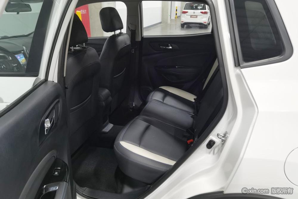 Changan CS15 EV, фото 20
