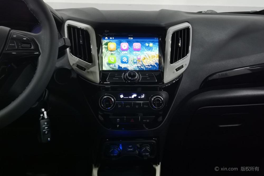 Changan CS15 EV, фото 10