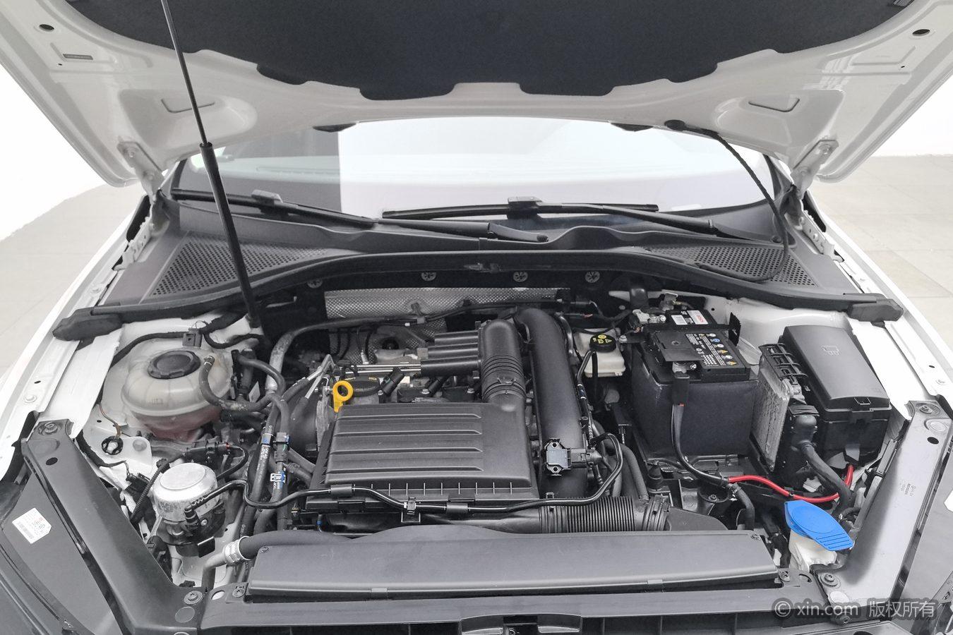 Volkswagen Lamando 2019 230TSI DSG VI