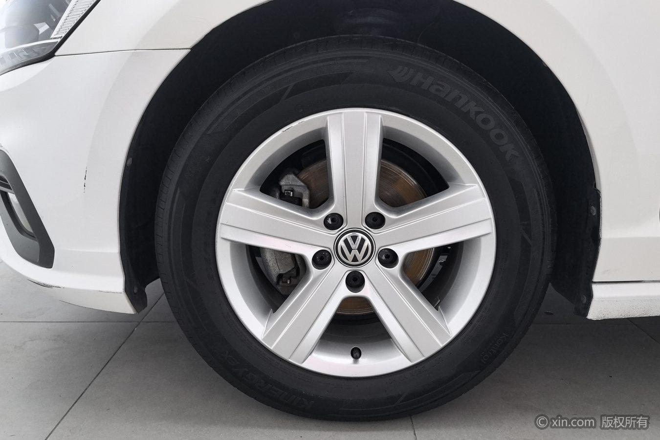 Volkswagen Lamando 2019 230TSI DSG VI