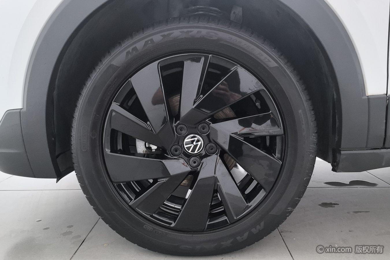 Volkswagen Tharu 2025 300TSI