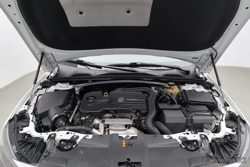 Buick Regal — фото 6
