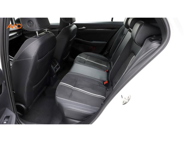 Volkswagen Golf 2022 280 TSI DSG R-Line — фото 10