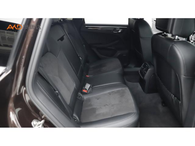 Porsche Macan 2016 Macan S 3.0 T — фото 8