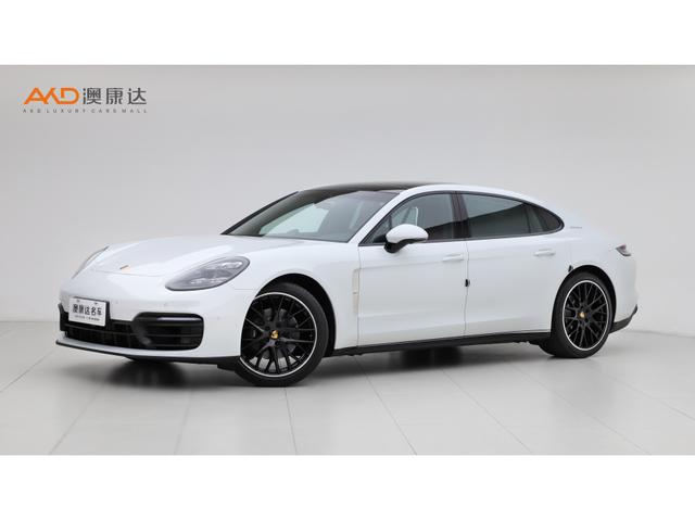 Porsche Panamera 2022 года выпуска