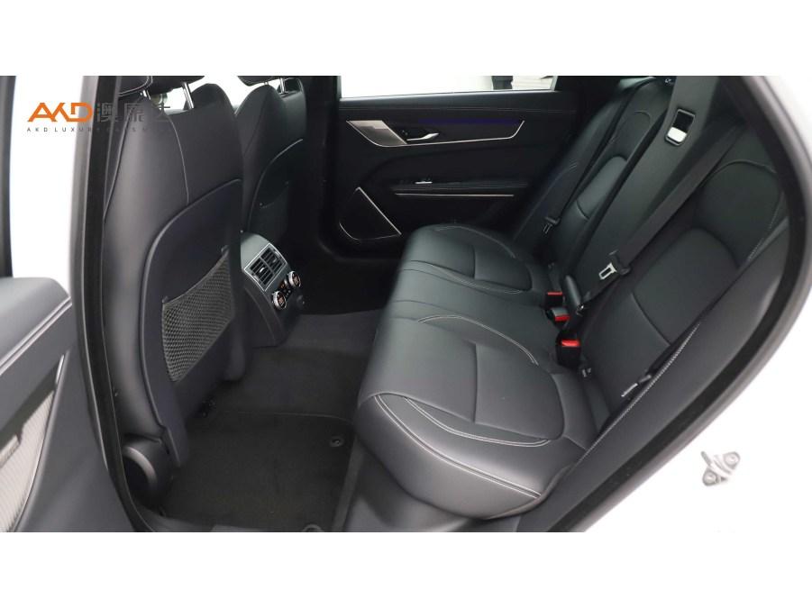 Jaguar XFL 2024 2.0T P300 Flagship Sport