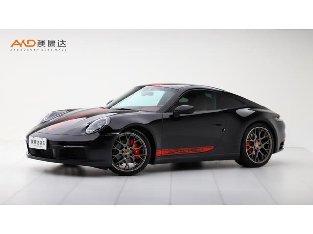 Porsche 911 2023 года выпуска