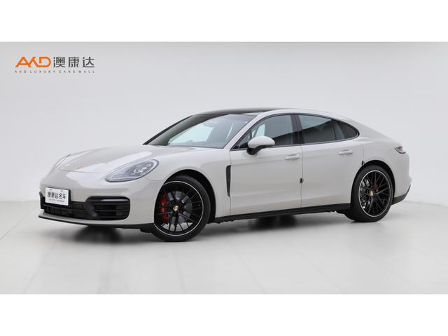 Porsche Panamera 2022 года выпуска