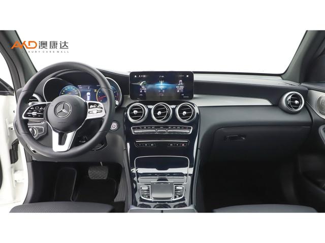 Mercedes-Benz GLC 2021 GLC 260 L 4 MATIC — фото 6
