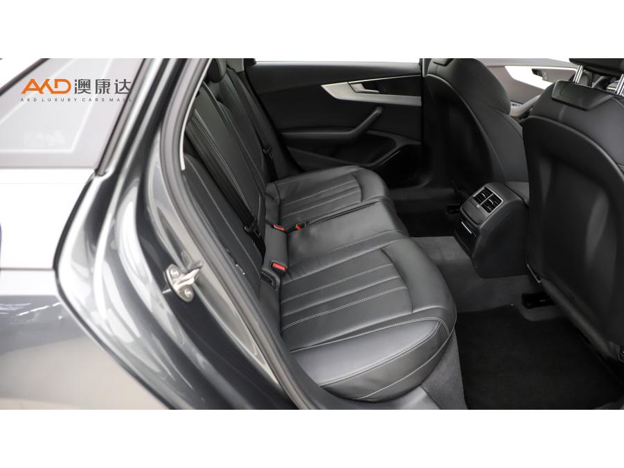Audi A4L 2023 Темно-серый из Китая, фото 5