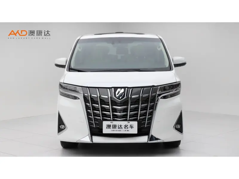 Toyota Alphard — фото 2