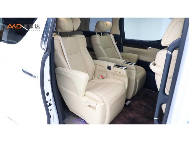 Toyota Alphard 2021 2.5 L — фото 11