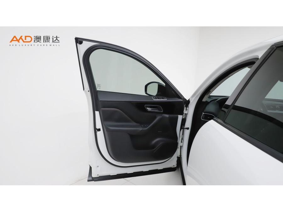 Jaguar F-PACE, фото 9