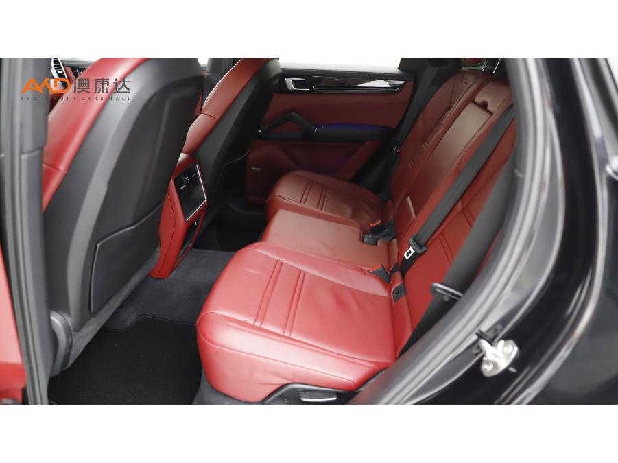 Porsche Cayenne Coupé 2020 3.0T AT 5 мест