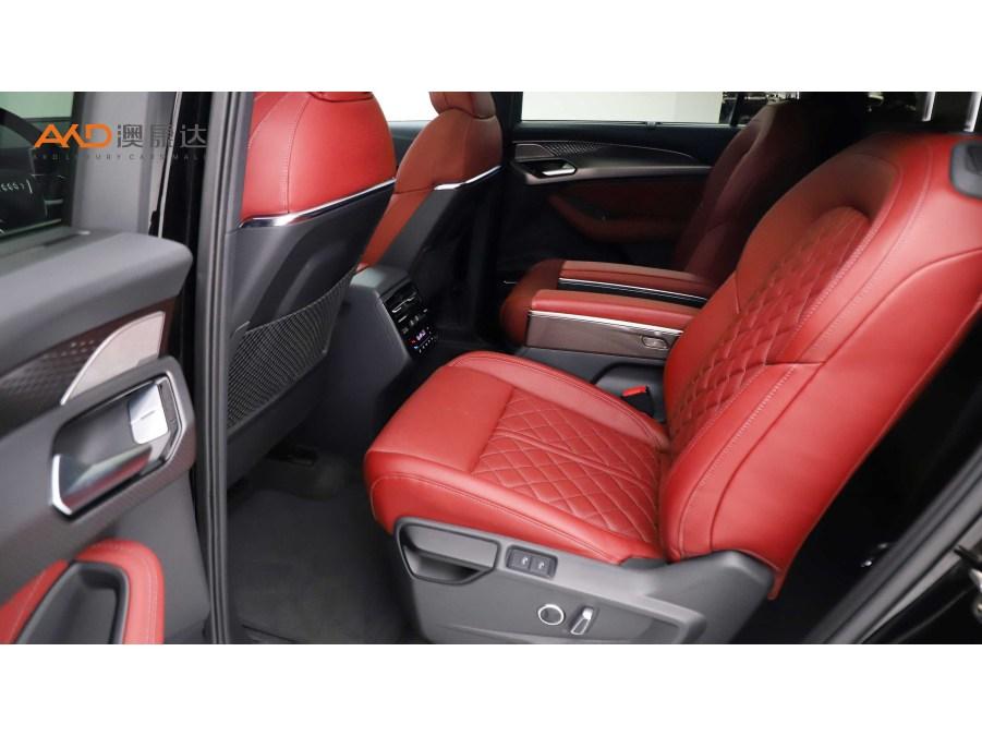 Audi Q6 2024 45TFSI quattro 7 мест