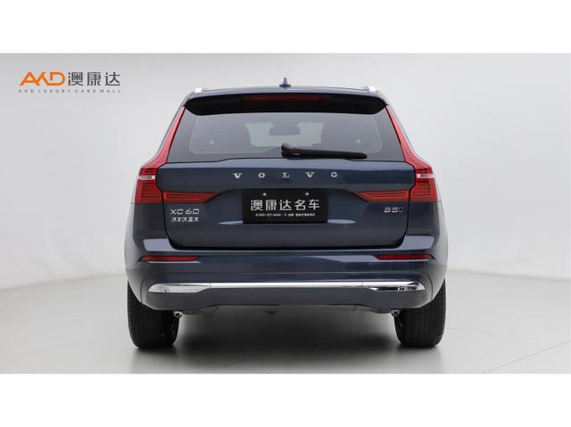 Volvo XC60 2024 B 5 4 WD — фото 3