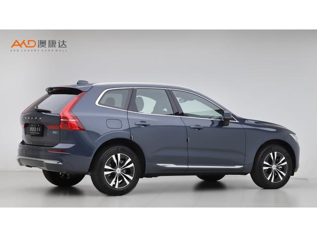 Volvo XC60 2024 B 5 4 WD — фото 4