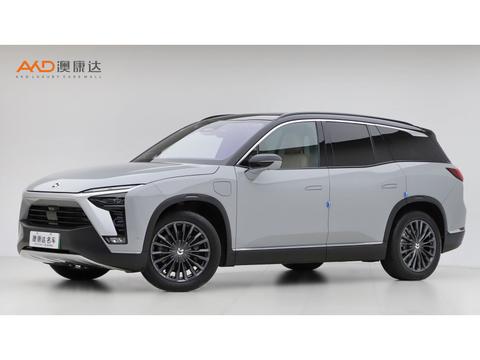 Nio ES8