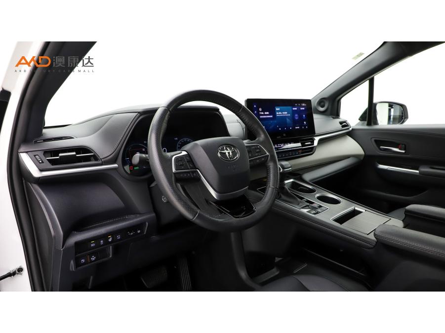 Toyota Granvia 2022 2.5L Flagship