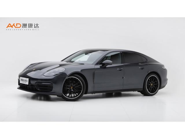 Porsche Panamera 2022 года выпуска
