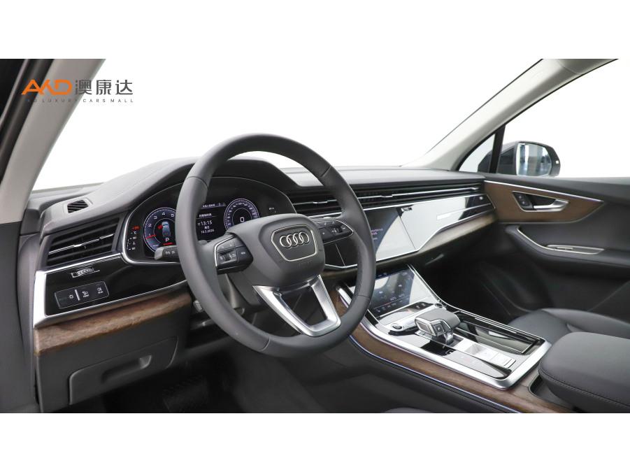 Audi Q7 2023 45 TFSI quattro S line Sport