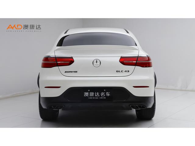 Mercedes-Benz GLC AMG 2017 AMG GLC 43 4 MATIC SUV — фото 3