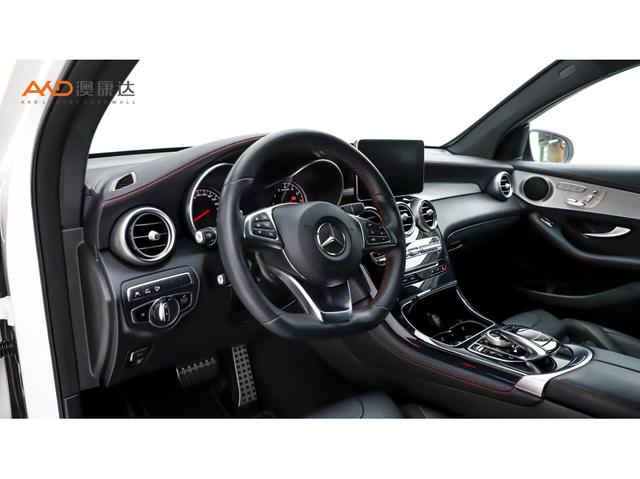 Mercedes-Benz GLC AMG 2017 AMG GLC 43 4 MATIC SUV — фото 7