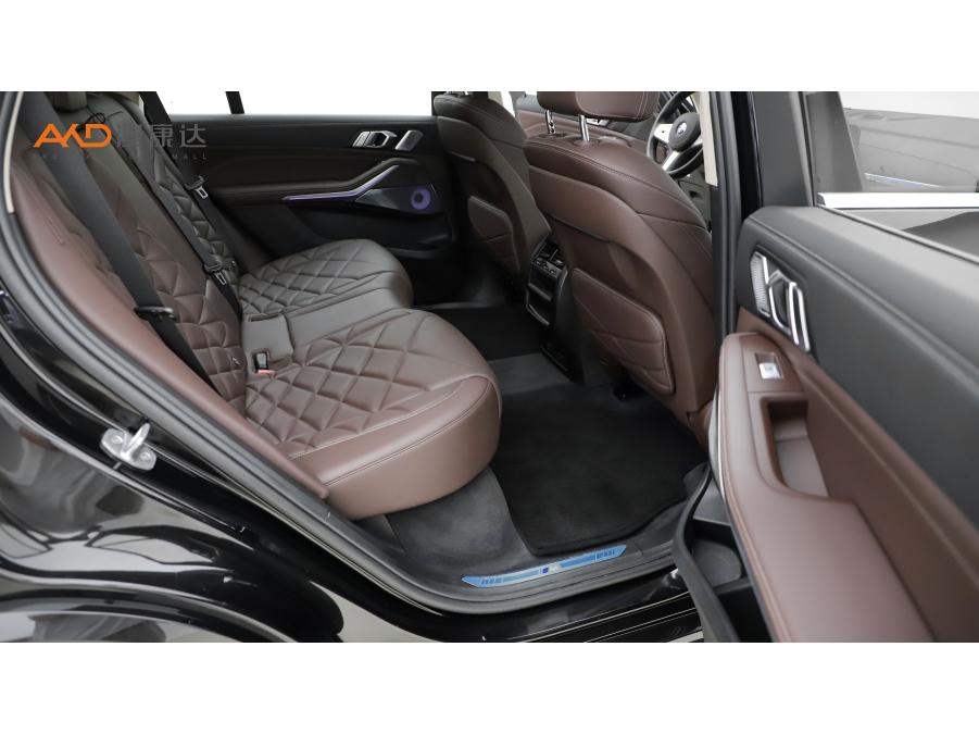 BMW X5 2022 xDrive 30Li Premium M Sport