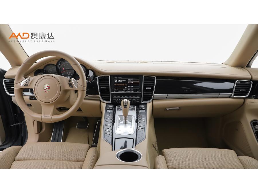 Porsche Panamera 2014 Panamera 4 3.0T