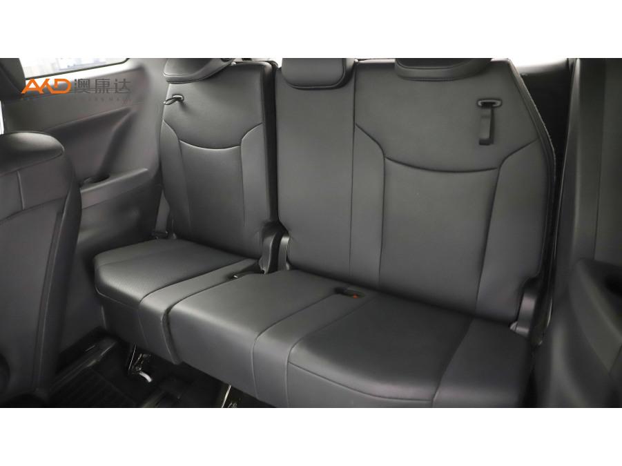 Toyota Granvia, фото 10