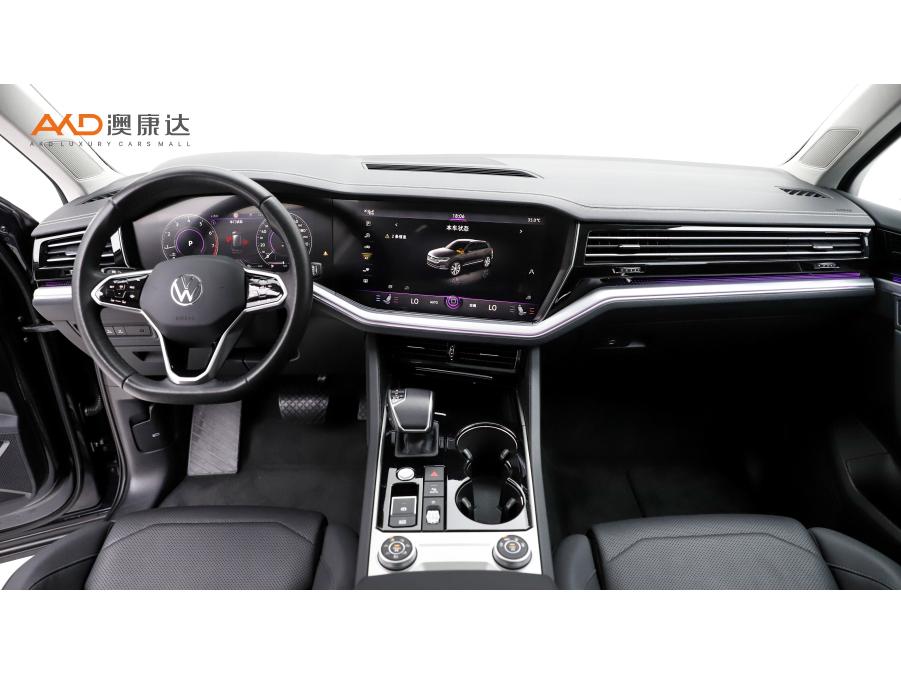 Volkswagen Touareg 2021 3.0TSI Sport