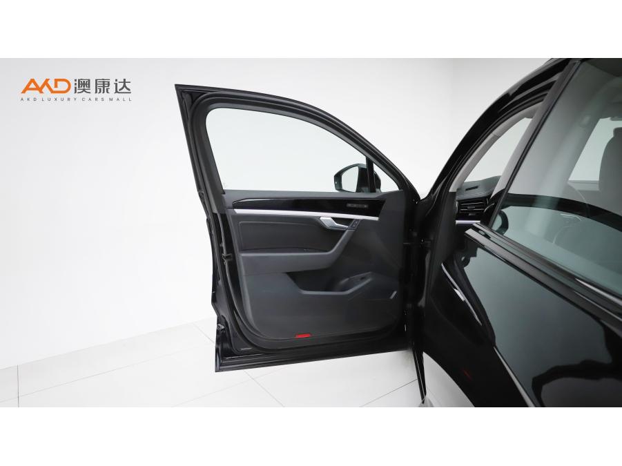 Volkswagen Touareg 2021 3.0TSI Sport